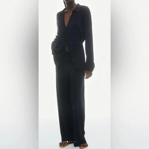 H&M MATCHING CRINKLE  SET SIZE MEDIUM BLACK LOUNGEWEAR